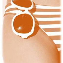 Mobile Airbrush Spray Tanning Service delivering excellent customer service. Home/office service or saloon based in south London and surrounding London areas.