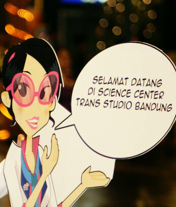 Salah satu wahana Edutainment di Trans Studio Bandung yang didalamnya temen semua bisa belajar sambil bermain. Science Is Fun!! Go -(˘▾˘)/**\(˘▾˘)-