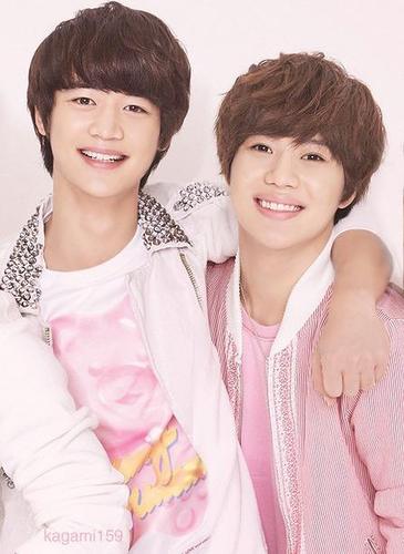 @2HOT_RP #pucukfams|single^^|shinee world lover|#JakartaRP|ngapain liat' bio org :p