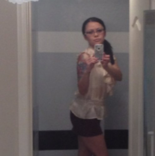 ambersl28's profile picture. HI im a mother & wife..love shopping,hanging out with friends and family. I like being home and will never pass up a good book or movie!