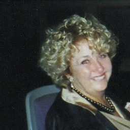 leplaton's profile picture. 