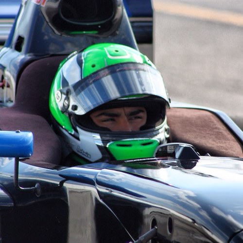 Piloto Venezolano actualmente corriendo en la Star Mazda Championship presented by Goodyear en el carro #20 del equipo @linaresracing.