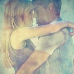que meu amor e teu  , teu sorriso me faz sorrir s2 @SophiaAbrahao @MicaelBorges _ ♥' since: 10/09/2012