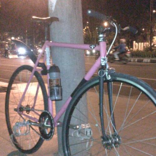 Geentong's profile picture. 