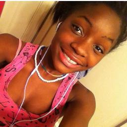 #TeamDarskin #TeamBasketball #TeamThick Go Follow @Youngchad4 && Mhyiie Bestie @iAmTheKween_ #PrettyBlack