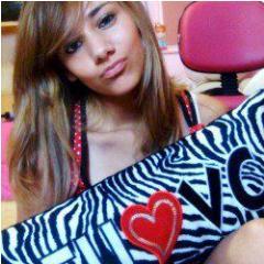 Eu que vivo com α cαbeçα nα luα, com músicα no ouvido e corαção nα bocα :)
cuido do #FC @esperosinal