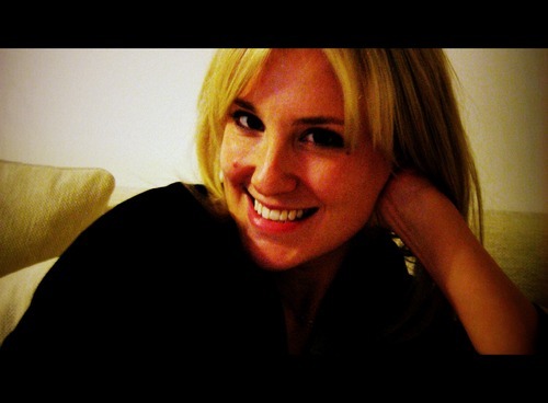 Writer. Vogue, Glamour, styleDOTcom, Net-a-Porter, W, VanityFair, etc. Agent Anna Power at Johnson&Alcock http://t.co/oPDVQwGY also @babymamabeauty