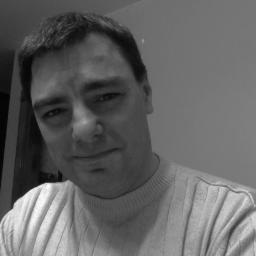 Full-stack Ruby on Rails Web Developer. General Assembly WDI Alumnus. I like to build web stuff.