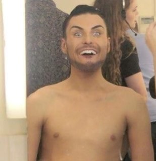 I am just a BIG fan of rylan dont hate. @rylanclark followed 21•12•12 @MCastromusic followed 03•01•13 @melaniemasson1 followed 10•01•13 and tweeted
