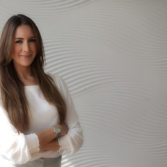 Madelyn Fitzpatrick is a consultant focusing mainly on marketing, brand-making & public relations.