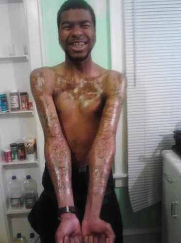 smokin on dis loud fa i aint gettin my $$$$$$$$ up