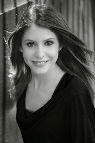 Makeup Artist. Based in Los Angeles, love to travel wherever makeup takes me. http://t.co/dFkn8S1x