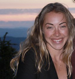 oregonian in aspen. freelance. writer, traveler, skier, amateur organic chef, lover of bikes, hikes & coconut water.