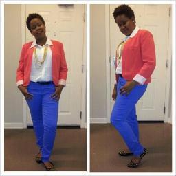 I'm just your average girl tryna make it in a crazy world..I do what I want && who's gonna stop me!! I Live In The Moment