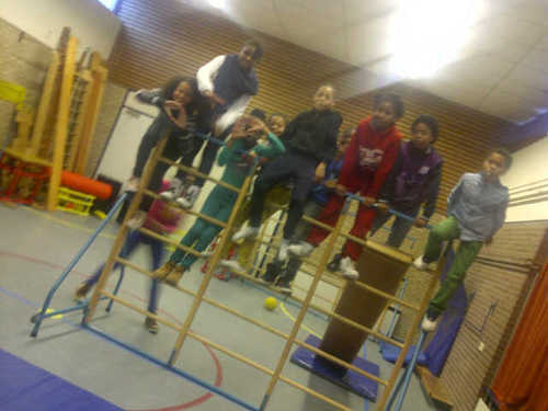 Heeeeaaaiii je leest dit tog ? Follow me dan gelijk . NF=NFB.       Dus follow ?              Ping ? Vraag maar .