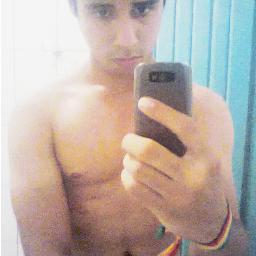eu sou uma pessoa que gosta de zuera , musica's , e ter muita gente do bem ao meu ladow , tenhuh 18 , e sou muito do bem e são paulino do coração !!