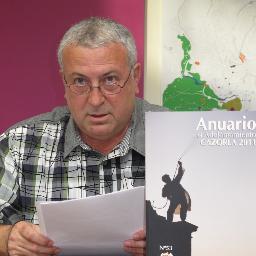Periodista, poeta, dramaturgo.
