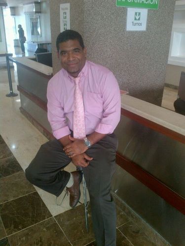 De profesión Administrador de Empresas, Amante del Servicio al Cliente de alta calidad, temerario de Dios y respetuoso de ser más bello que Dios creo la MUJER.-