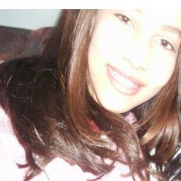 Sincera,Devertida,Feliz,Animada --- EU :D