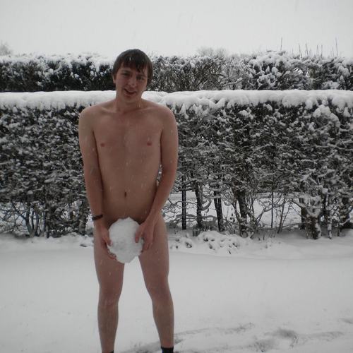 MoorzackOffical's profile picture. Upcoming YouTuber: The last thing you want to do is watch my videos in the link. I rant a lot ok? If you watched one of my videos tweet me saying ''nipples''