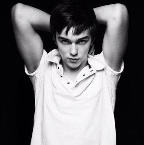 A Twitter fan page from the Philippines for @NicholasHoult. Warm Bodies. X-Men First Class. Skins.