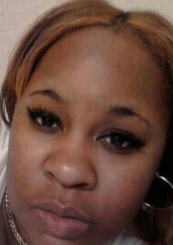 Apple_Bait's profile picture. I'm on a beach.. Searching........