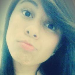 ooi , me segue ?! ;3 
/15 anos , chata & Flamenguista .