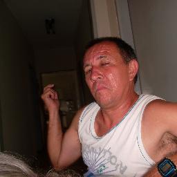 sou  trabalhador   metarlugico;lider  de  produçao  na zf   do  brasil;amo  a  carol  minha gata;carol  eu  te  amo  para  sempre.