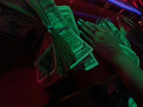 bitchitssl9mm's profile picture. fuck a mentor !!!