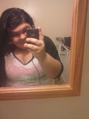 julia_duran45's profile picture. Haters are my Motivaters3