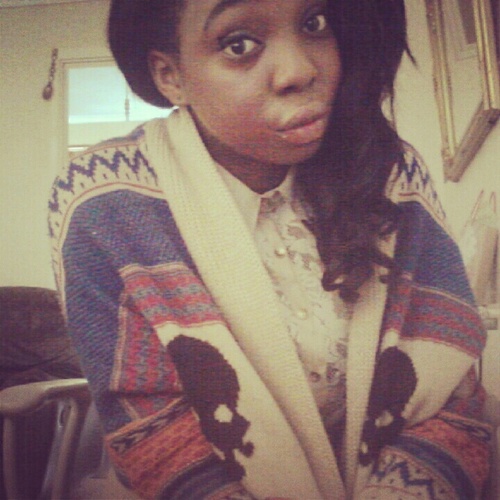 hey you may know me cos bebo famous and stuff