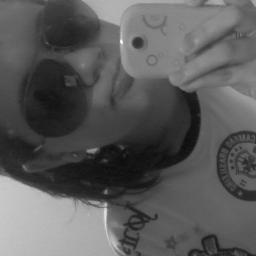 segue esse kkkk 
ΜααĦєłłєηŁР
@MaaHellenLP