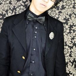 dxnniexlxriq_'s profile picture. long nose,small eyes,cute butt,160 pounds and 6 foot 3...