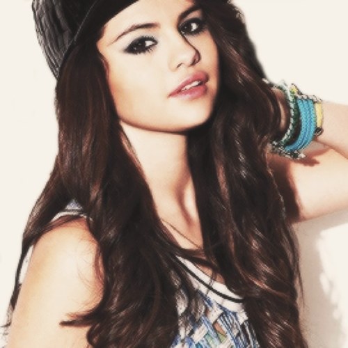 • 17 years old • That Slytherin Weasley girl •  Hogwarts Drop Out • Living life in the fast lane •