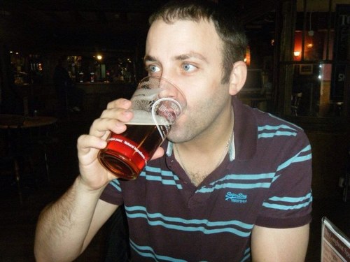 Pub manager living in Sutton working in  Clapham. Has a love for food, ale, rugby and football.