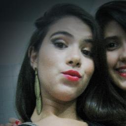 Gabriela Lisbôa de Souza Ferraz, 14 anos, recifense, tímida, determinada...