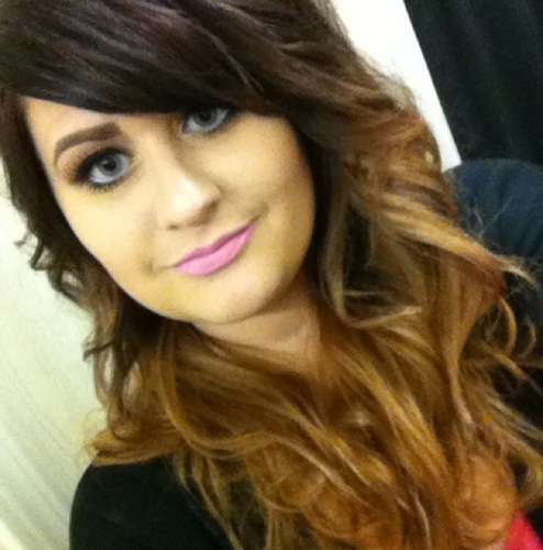 sarahmarie326's profile picture. Is this thing on?