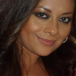 tessliz's profile picture. 