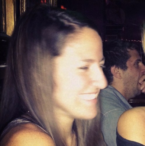 ash__cakes's profile picture. ✌, love, and merlot