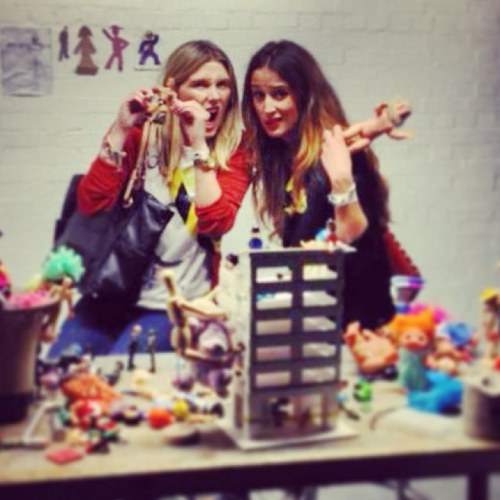 veedelanes's profile picture. Lipstick loving, food obsessed media girl....