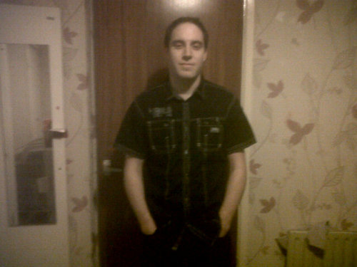 I'm abit random I love watching my red dwarf #teamsmeg psn awakellarma3 aston villa fan #avfc I follow bk