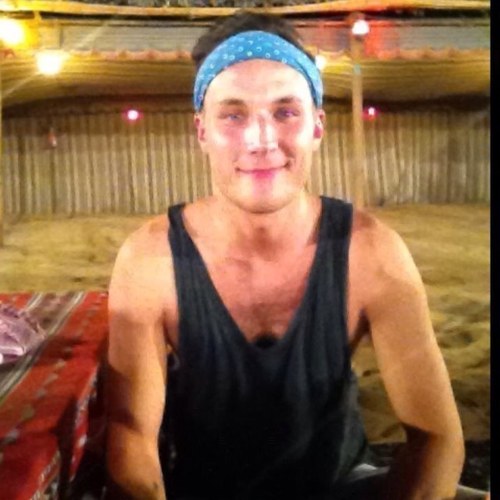 joelio84's profile picture. I travel. I drink. I go to lots of gigs. I like wearing shorts most.