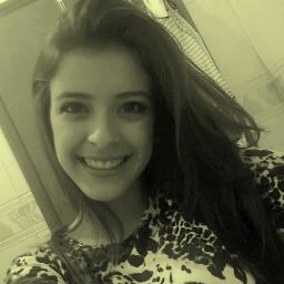 Sorria sempre, apesar de tudo, pois o sorriso é contra a lei da gravidade... 
http://t.co/N65VbZau