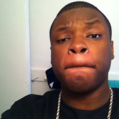 yorhinas1's profile picture. 