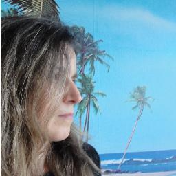 Freelance Translator - Playing in IT ecosystems... Enjoying Life.