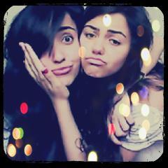 Fã de 2 meninas super criativas e lindas, e perfeitas , e divas , & cooisa mais tals *-* 
Amo vocês meninas ♥