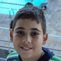 Meu nome é Samuel, e eu sou muito engraçado,gosto de mexer no pc,jogar video game,ler