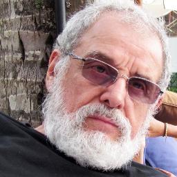 Um homem da palavra, metendo o bedelho em tudo. Enfim, um livre pensador.