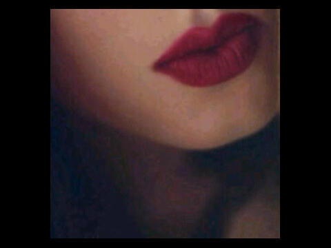 Loly793's profile picture. 