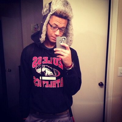 Profile Picture of  ⚡ღDeon Washingtonღ ⚡ (@Deon_Maliek) on Twitter